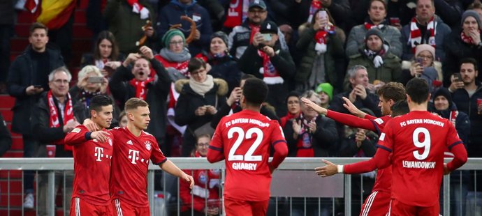 Bayern Mnichov rozstřílel Wolfsburg 6:0 a o skóre se dostal do čela tabulky německé bundesligy před Dortmund