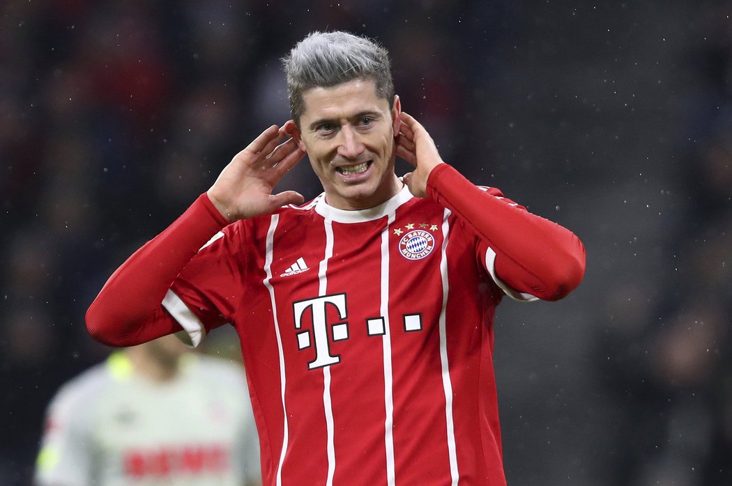 Bayern Mnichov se s Kolínem natrápil, poslední celek ligy nakonec setnul Robert Lewandowski