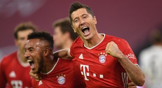 Král Lewandowski! Rozhodl divoký zápas, Hertě nasázel čtyři góly