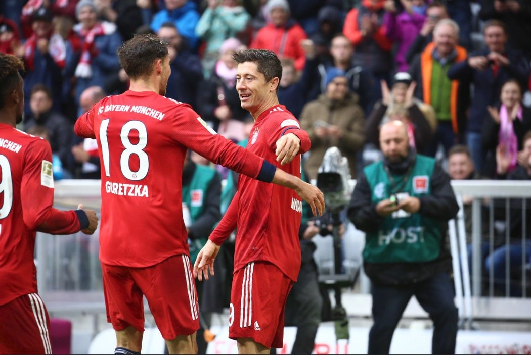 Robert Lewandowski pomohl Bayernu k výhře nad Hannoverem