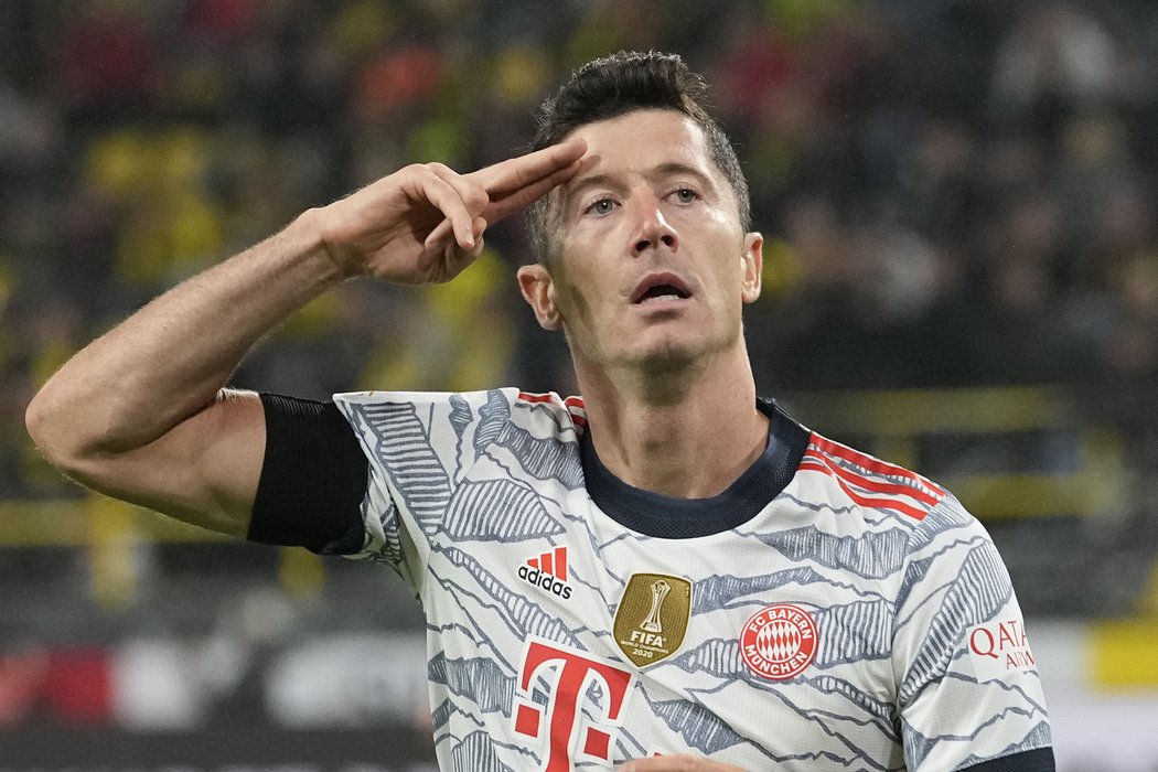 Robert Lewandowski dvěma góly zařídil Superpohár pro Bayern