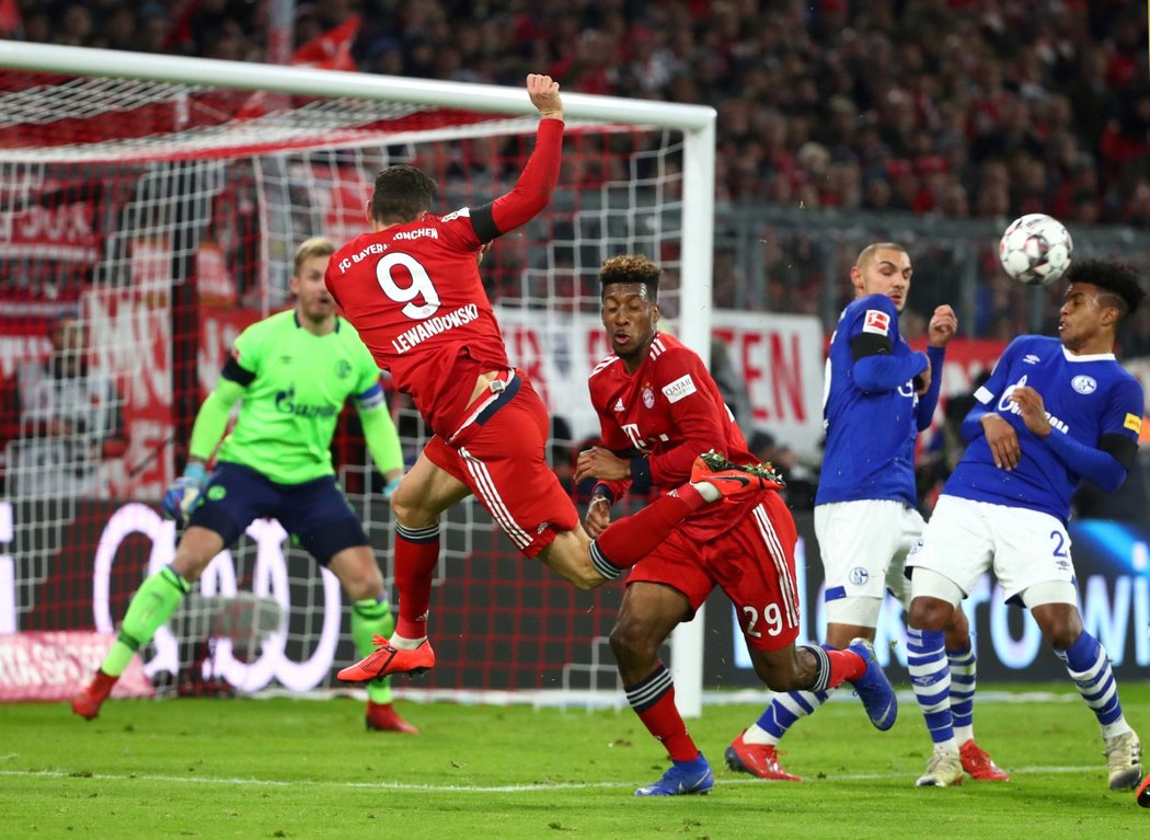 Bayern Mnichov porazil Schalke 3:1