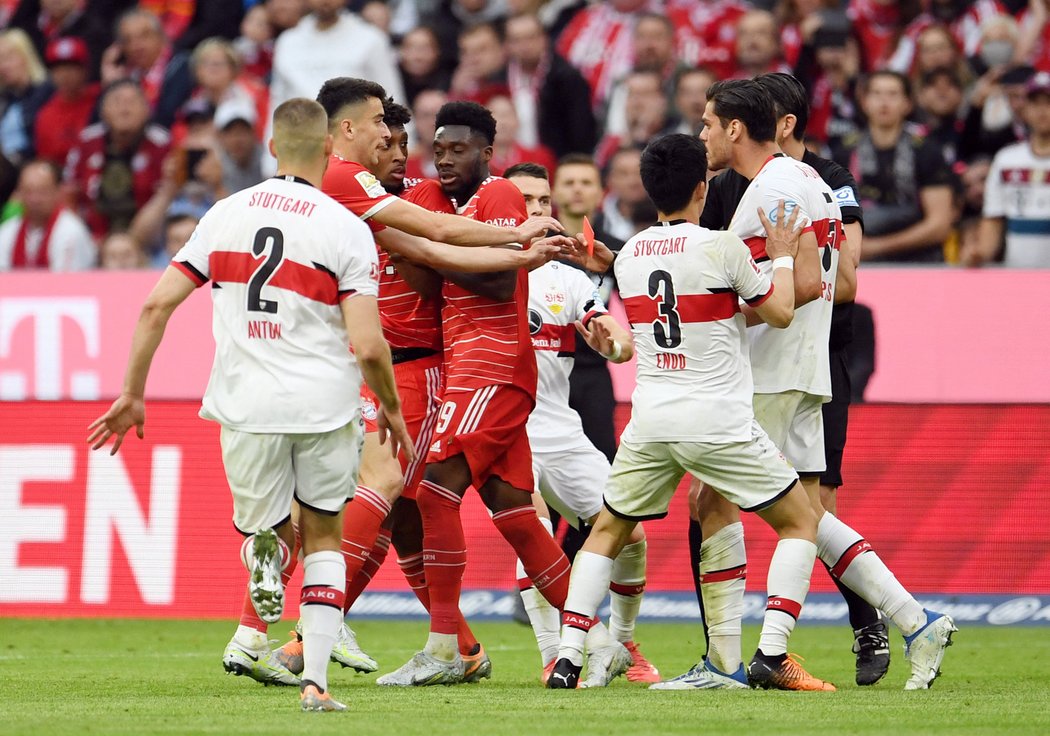 Stuttgart pokazil Bayernu oslavy