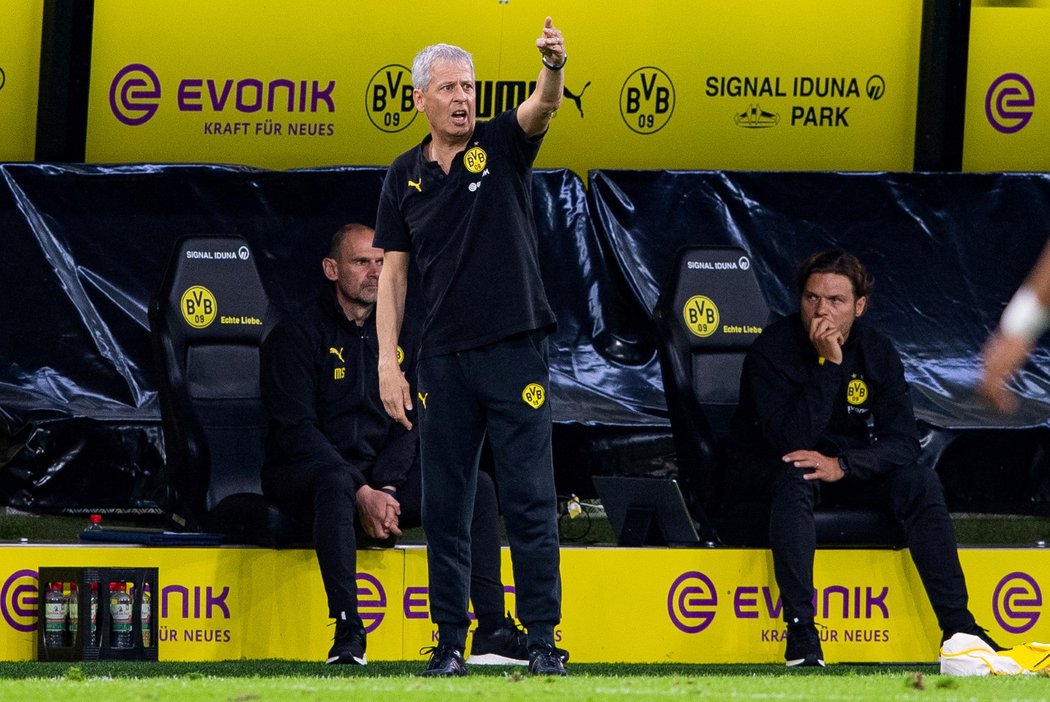 Lucien Favre svůj tým k vítězství nedotáhl, Borussia padla na domácím hřišti 0:2