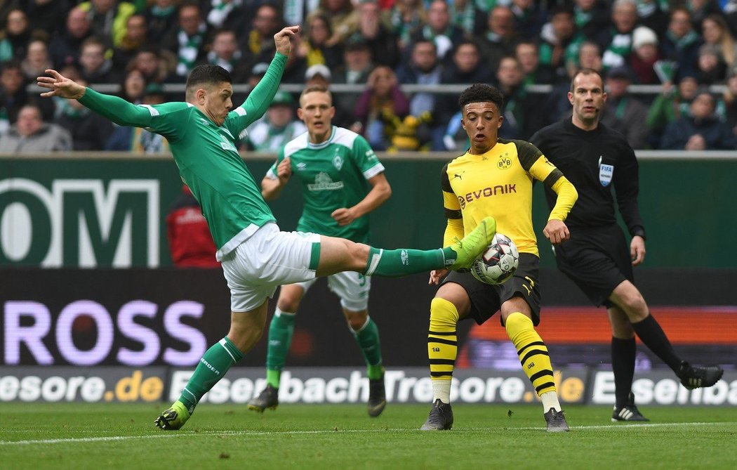 Fotbalisté Dortmundu pouze remizovali v Brémách 2:2