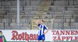 Český záložník Vladimír Darida v utkání Herty proti Freiburgu, kde se podepsal pod druhou branku