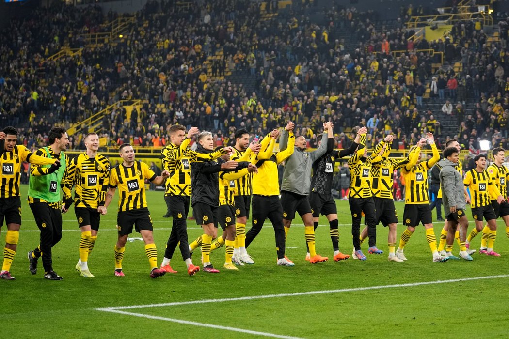 Rozjetý Dortmund hraje v osmifinále LM s Chelsea