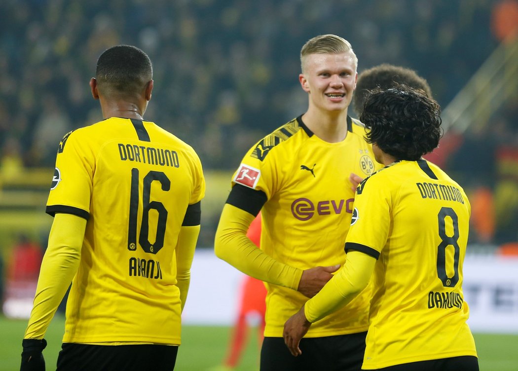 Norský šutér Erling Haaland vstřelil za Dortmund v utkání s Kolínem nad Rýnem další dvě branky