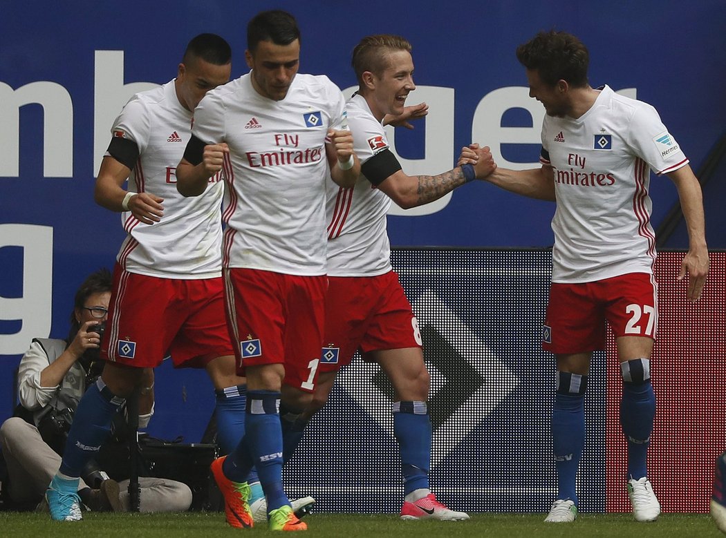 Hamburk vybojoval důležitou výhru nad Kolínem až gólem v nastavení