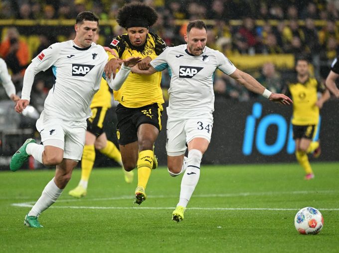 Ze dna mezi elitou. Hoffenheim s Hranáčem a Coufalem sahá po LM: Úžasný pokrok Ze dna mezi elitou. Hoffenheim s Hranáčem a Coufalem sahá po LM: Úžasný pokrok