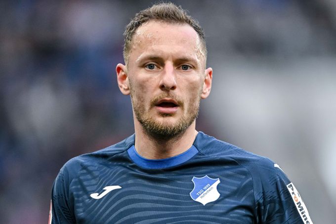 Coufal: Hraju nejlepší fotbal v životě. Stěhuje rodinu, syn může být ještě lepší Coufal: Hraju nejlepší fotbal v životě. Stěhuje rodinu, syn může být ještě lepší