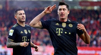 Bayern nasázel pět gólů Unionu, uspěl i Dortmund. Krok se špicí drží Freiburg