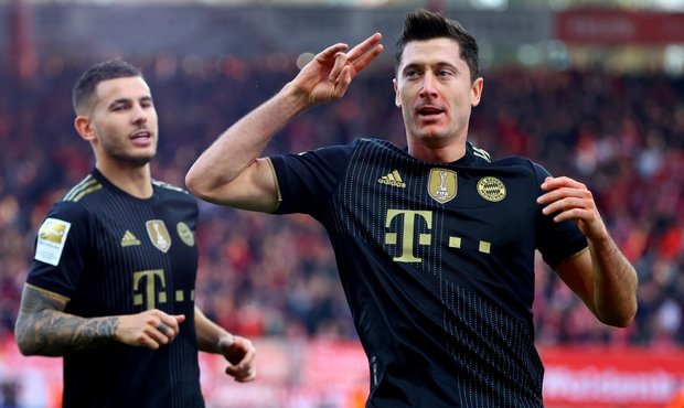 Bayern nasázel pět gólů Unionu, uspěl i Dortmund. Krok se špicí drží Freiburg