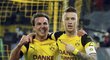 Marco Reus a Mario Götze slaví gól, který byl nakonec vítězný