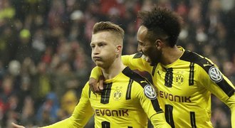 Dortmund ovládl přestřelku na Bayernu a míří do finále poháru