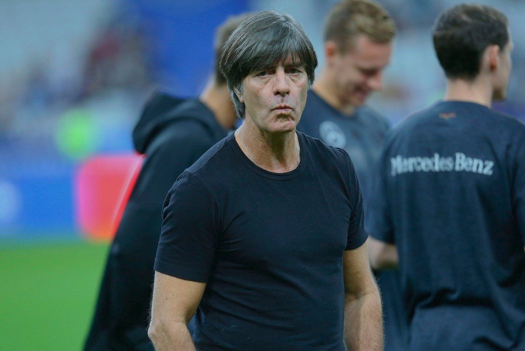 Trenér německé fotbalové reprezentace Joachim Löw během utkání s Francií