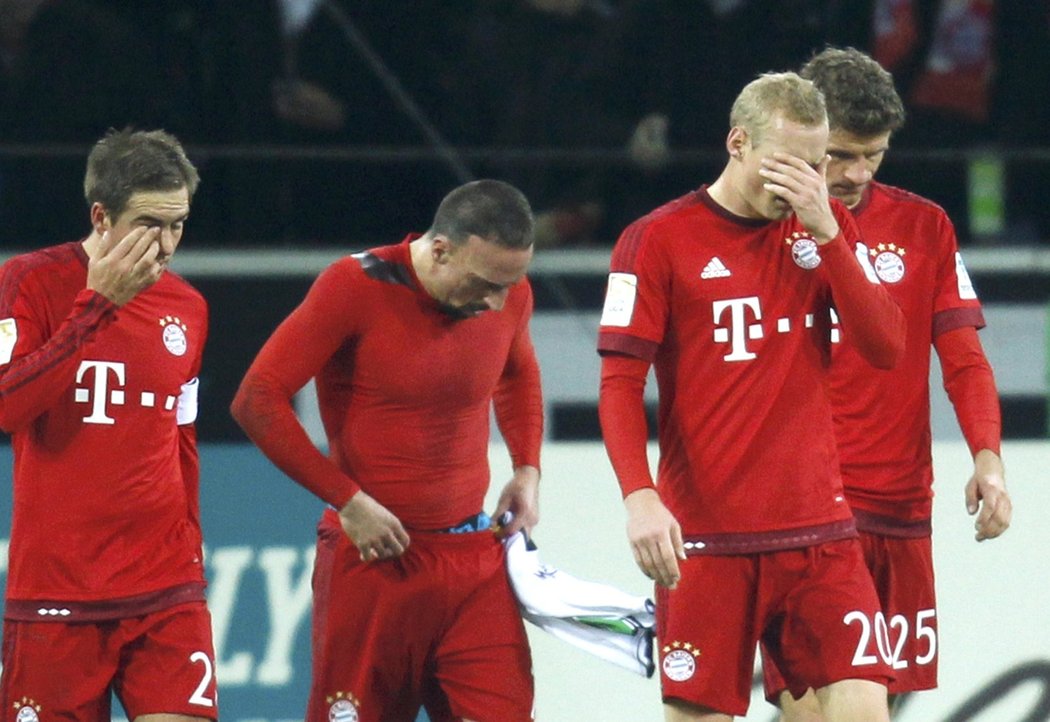 Bayern na lopatkách. Po porážce 1:3 v Mönchengladbachu byli mnichovští fotbalisté hodně rozhození.