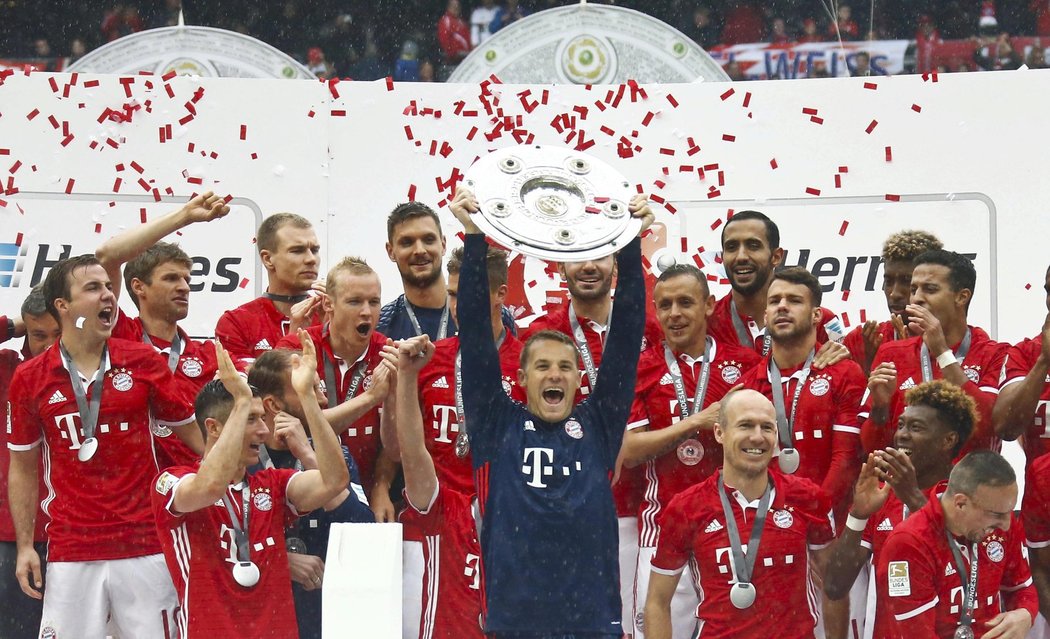 Fotbalisté Bayernu vyhráli naposledy bundesligu o parník a znovu jsou velkým favoritem na titul.