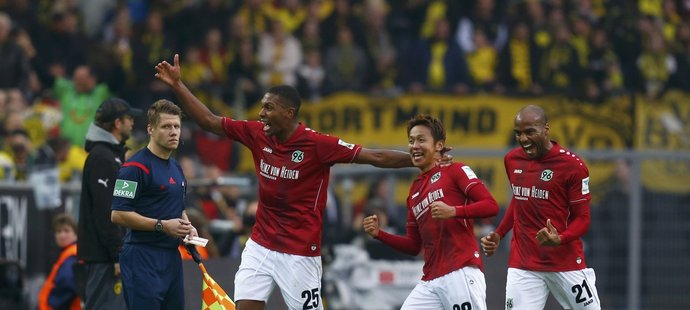 Radost Hannoveru. Dortmund doma v bundeslize prohrál 0:1.