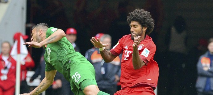 Fotbalisté Bayernu prohráli na domácí půdě s Augsburgem 0:1.