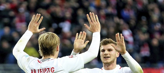 Bundesligový nováček se v tabulce dotáhl na vedoucí Bayern
