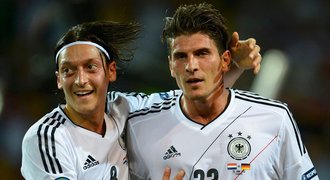 Trenér Německa Löw chystá šok! Vrátí se na Italy Gómez?