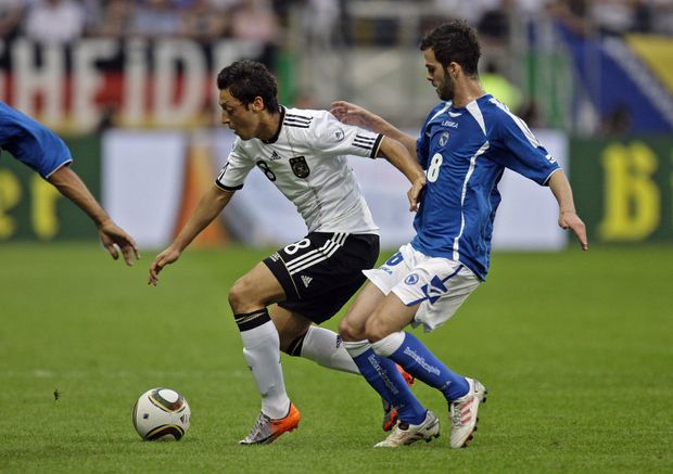 Özil Özil