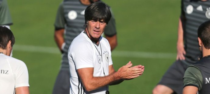 Joachim Löw na tréninku německé reprezentace