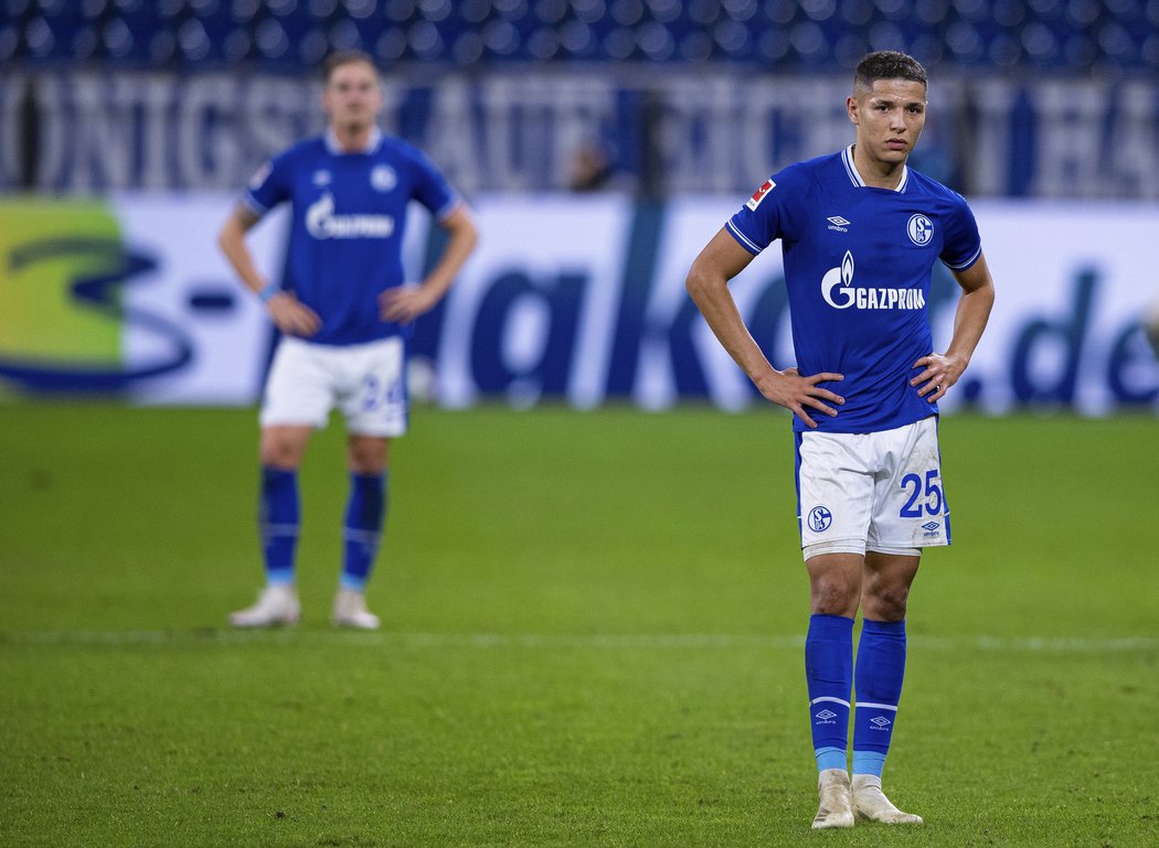 Schalke dál čeká na první vítězství v sezoně