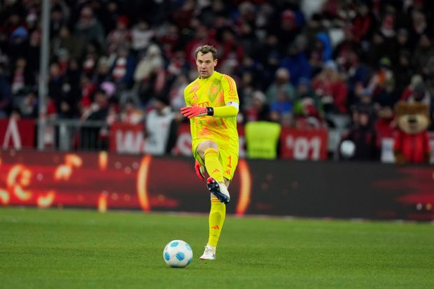 Manuel Neuer v dresu Bayernu Mnichov Manuel Neuer v dresu Bayernu Mnichov