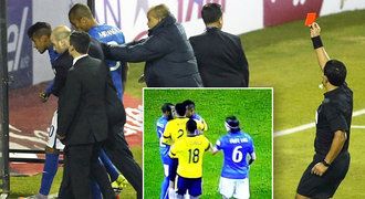 Porážka a vyloučení! Neymar dal za Brazílii hlavičku soupeři