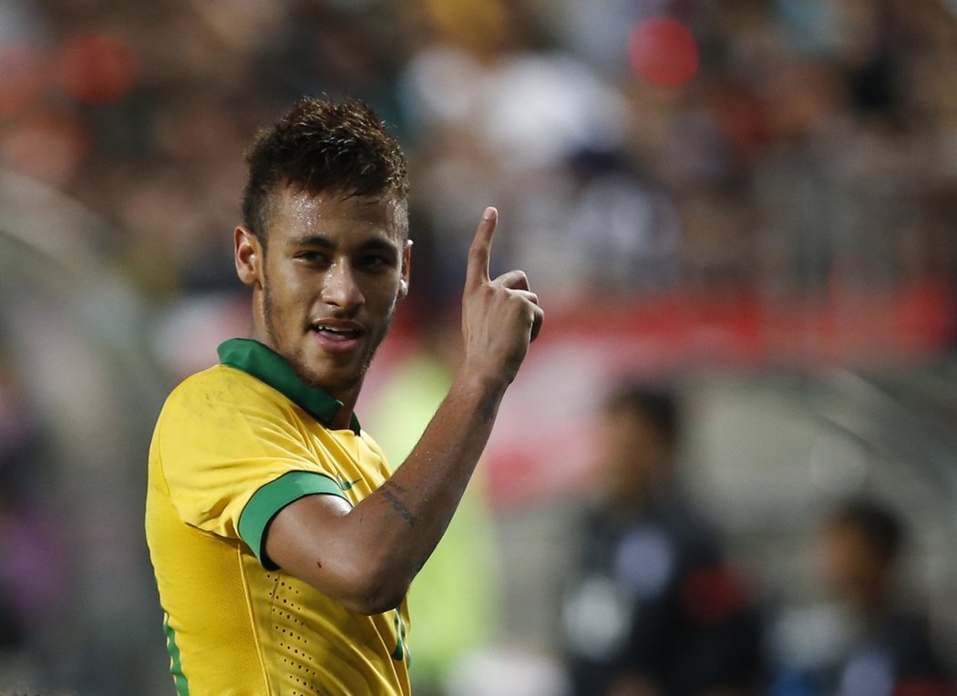 O cenu za nejlepší gól uplynulého roku usiluje i brazilská superstar Neymar