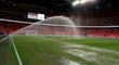 Hrací plocha ve Wembley dostala zápasem NFL hodně zabrat a na zápas Premier League mezi Tottenhamem a Manchesterem City nebyl v optimálním stavu