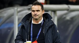 Kvůli skandálu v Ajaxu končí ředitel Overmars. Klubu vydělal miliardy