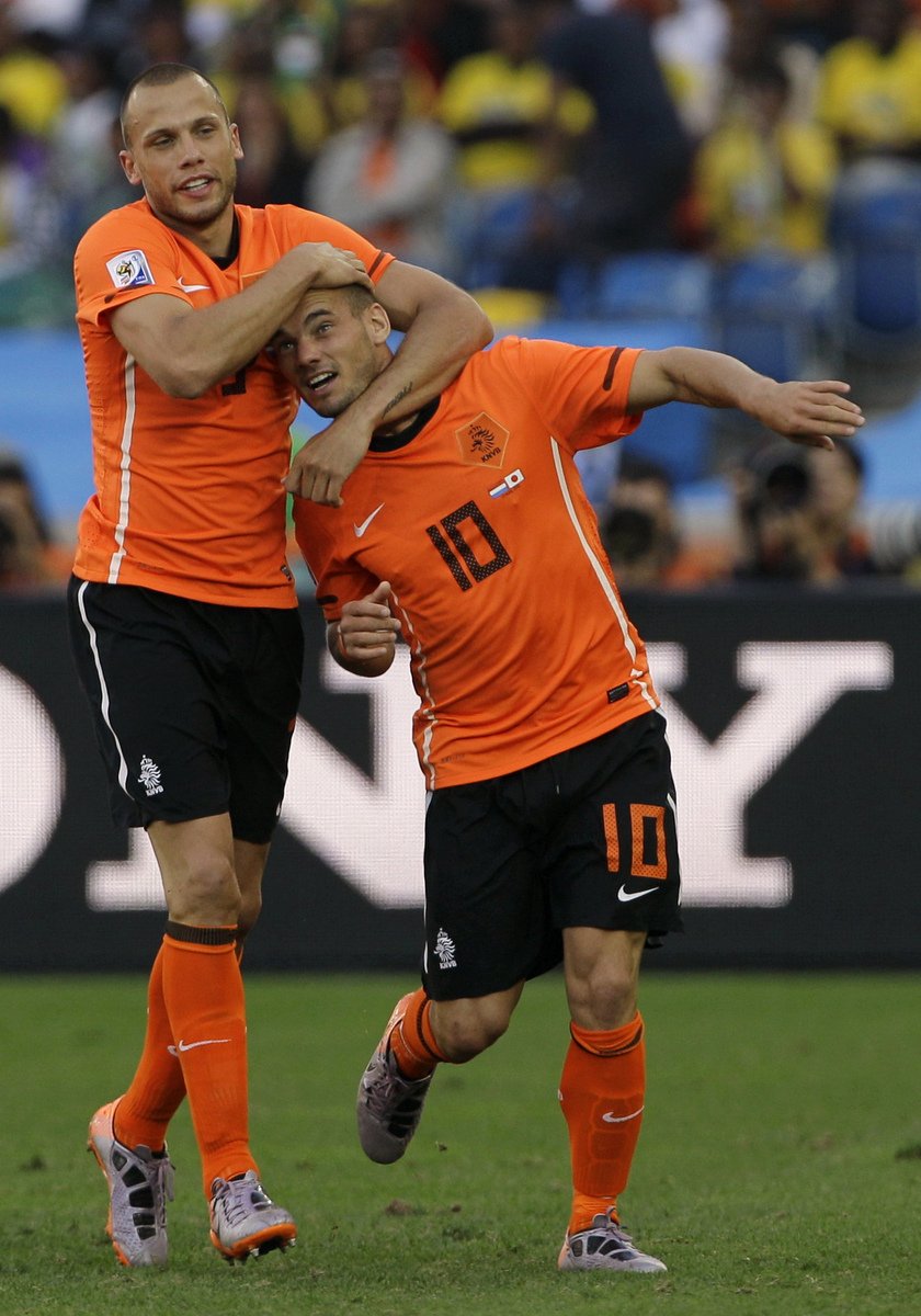 Sneijder a Heitinga oslavují rozhodující branka