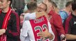 Václav Černý byl po premiéře v dresu Ajaxu šťastný, na stadionu slavil přímo s rodiči.