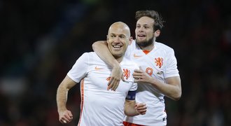 Robben dvěma góly zničil Wales. Nizozemci tuší, proč přišli o EURO