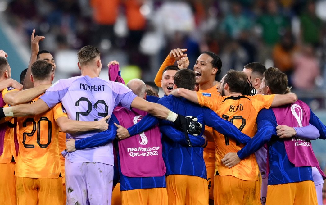 Nizozemci slaví postup do čtvrtfinále