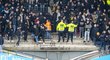 Pod slavícími fanoušky Vitesse se v Nijmegenu zřítila tribuna