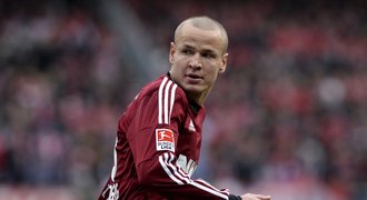 Noční můra Hlouška: Dva přetržené vazy v koleni a zase proti Bayernu