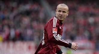 Hloušek druhou ligu hrát nebude, na čtyři roky podepsal Stuttgartu
