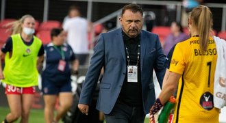 Doživotní distanc. Čtyři trenéři v Americe zneužívali fotbalistky