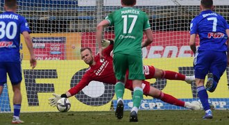 SESTŘIH: Olomouc - Bohemians 0:0. Valeš lapil penaltu. Zvonilo i břevno