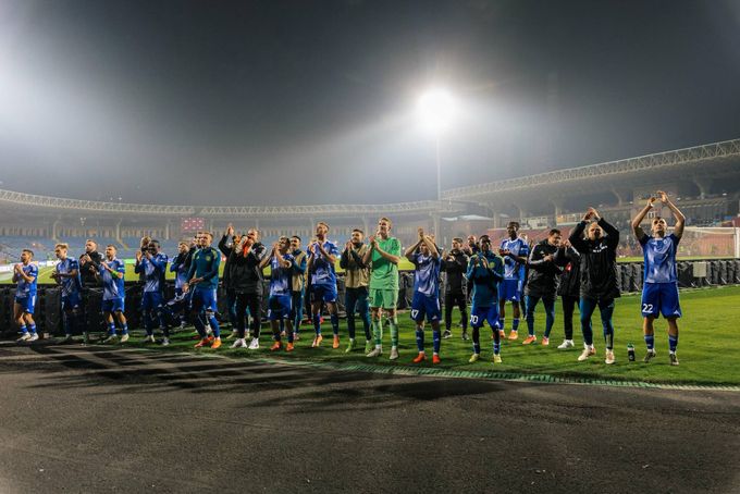 Janotkův den v Jerevanu: bloudění u kaskád, hec s fanoušky. Byl jsem pod tlakem, řekl Janotkův den v Jerevanu: bloudění u kaskád, hec s fanoušky. Byl jsem pod tlakem, řekl