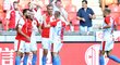 Fotbalisté Slavie se radují z branky Vladimíra Coufala v utkání s Olomoucí