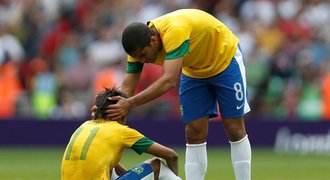 Hvězdný Brazilec na kolenou. Sen Neymara rozmetala poslední vteřina