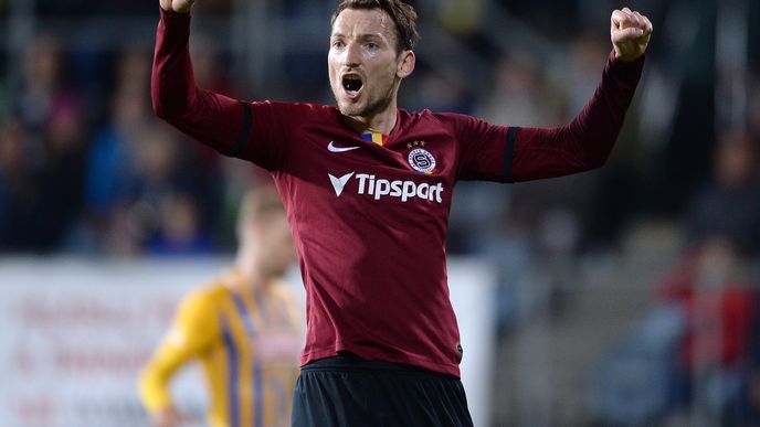 Libor Kozák slaví spoluhráčův gól Libor Kozák slaví spoluhráčův gól