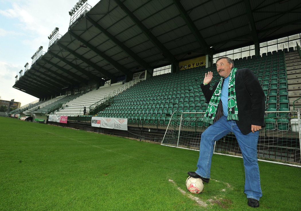 Antonín Panenka do Španělska kvůli chybě pracovníka na letišti neodletěl