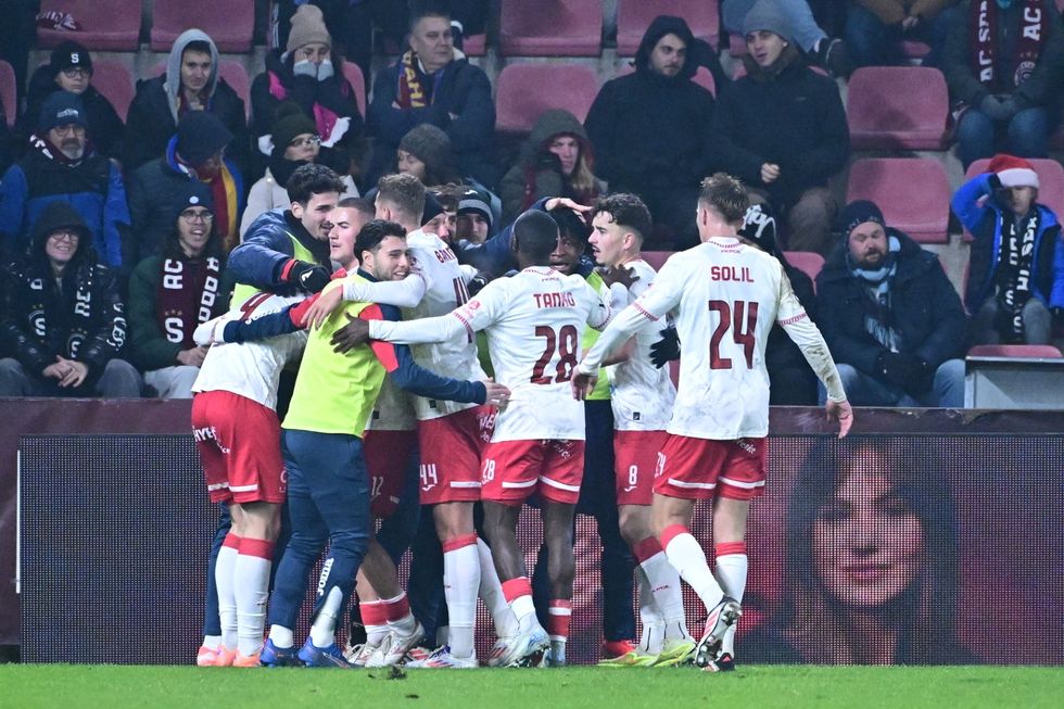 ONLINE: Sparta - Pardubice 0:2. Pražané se trápí, Priske po druhém gólu dvakrát střídá ONLINE: Sparta - Pardubice 0:2. Pražané se trápí, Priske po druhém gólu dvakrát střídá