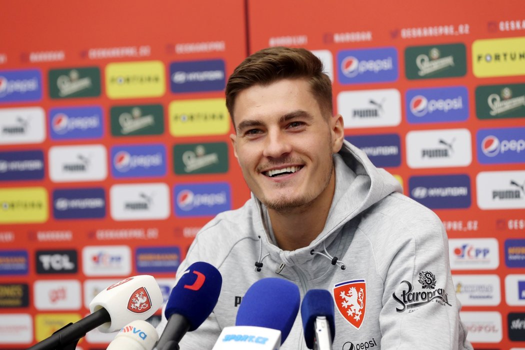 Patrik Schick na tiskové konferenci